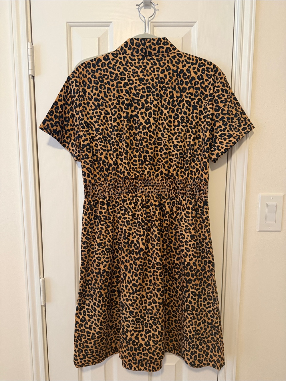 Talbots Leopard Print Short Sleeve Dress in Tan and Black - Picture 6 of 9